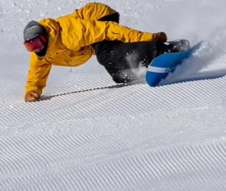 Never summer snowboarder carving